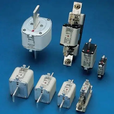 What are the 5 types of fuses? What are the 5 types of fuses?