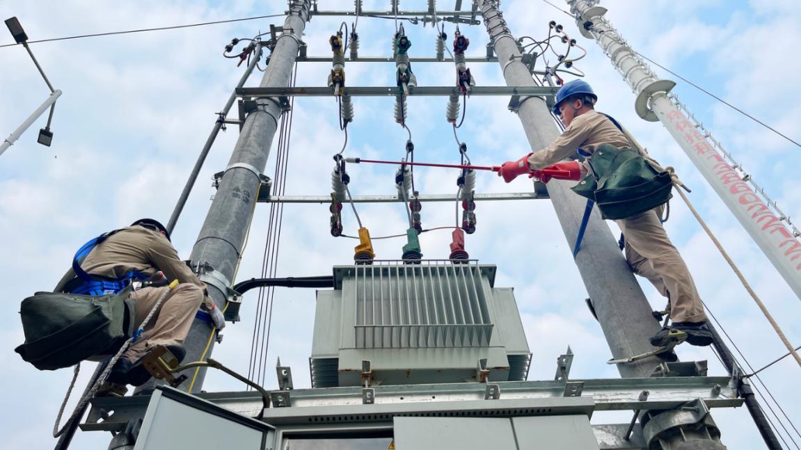 Transformer Install: High/Low Voltage & Power/Control Guide