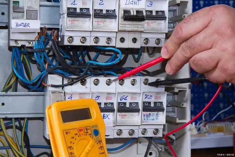 High Voltage Circuit Breaker Faults: A Rapid Troubleshooting Guide High Voltage Circuit Breaker Faults: A Rapid Troubleshooting Guide