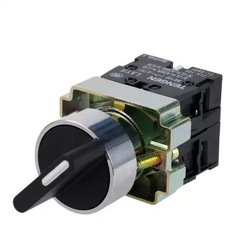 What is a manual transfer switch? What is a manual transfer switch?