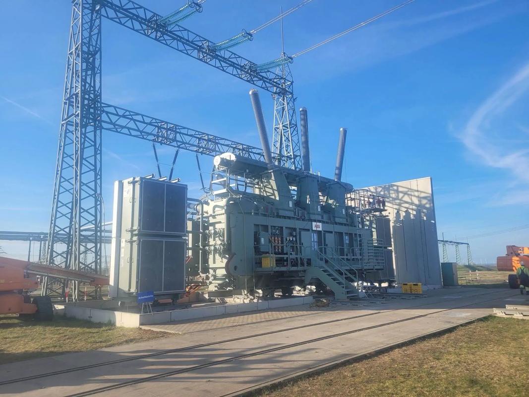 What is a transformer in electricity​