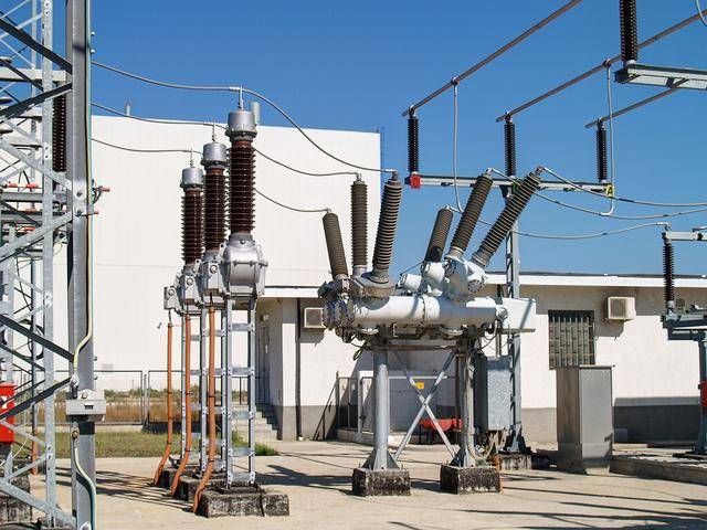 How to Select the Right Surge Arrester