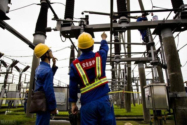 How to Select the Right Surge Arrester