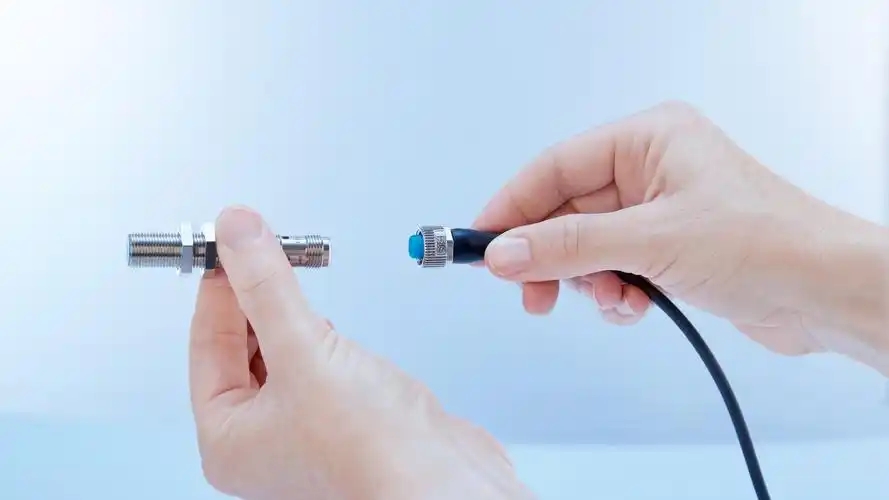 The 4 Types of Proximity Sensors | Features, Applications & Comparison The 4 Types of Proximity Sensors | Features, Applications & Comparison