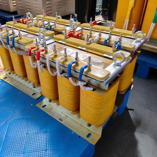 What Is an Autotransformer Working Principle and Uses