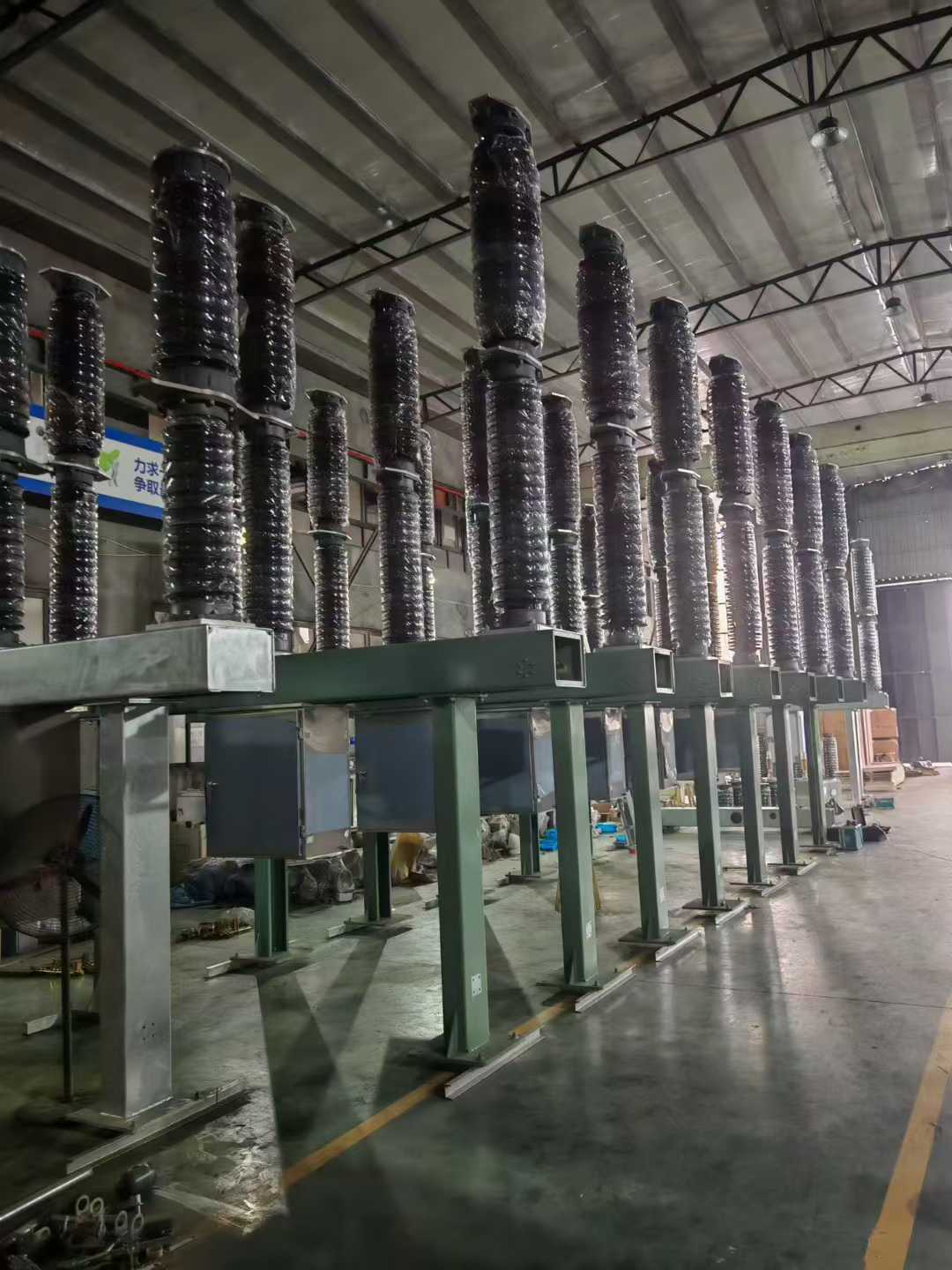 Where SF6 Circuit Breaker Is Used Applications and Voltages Where SF6 Circuit Breaker Is Used Applications and Voltages