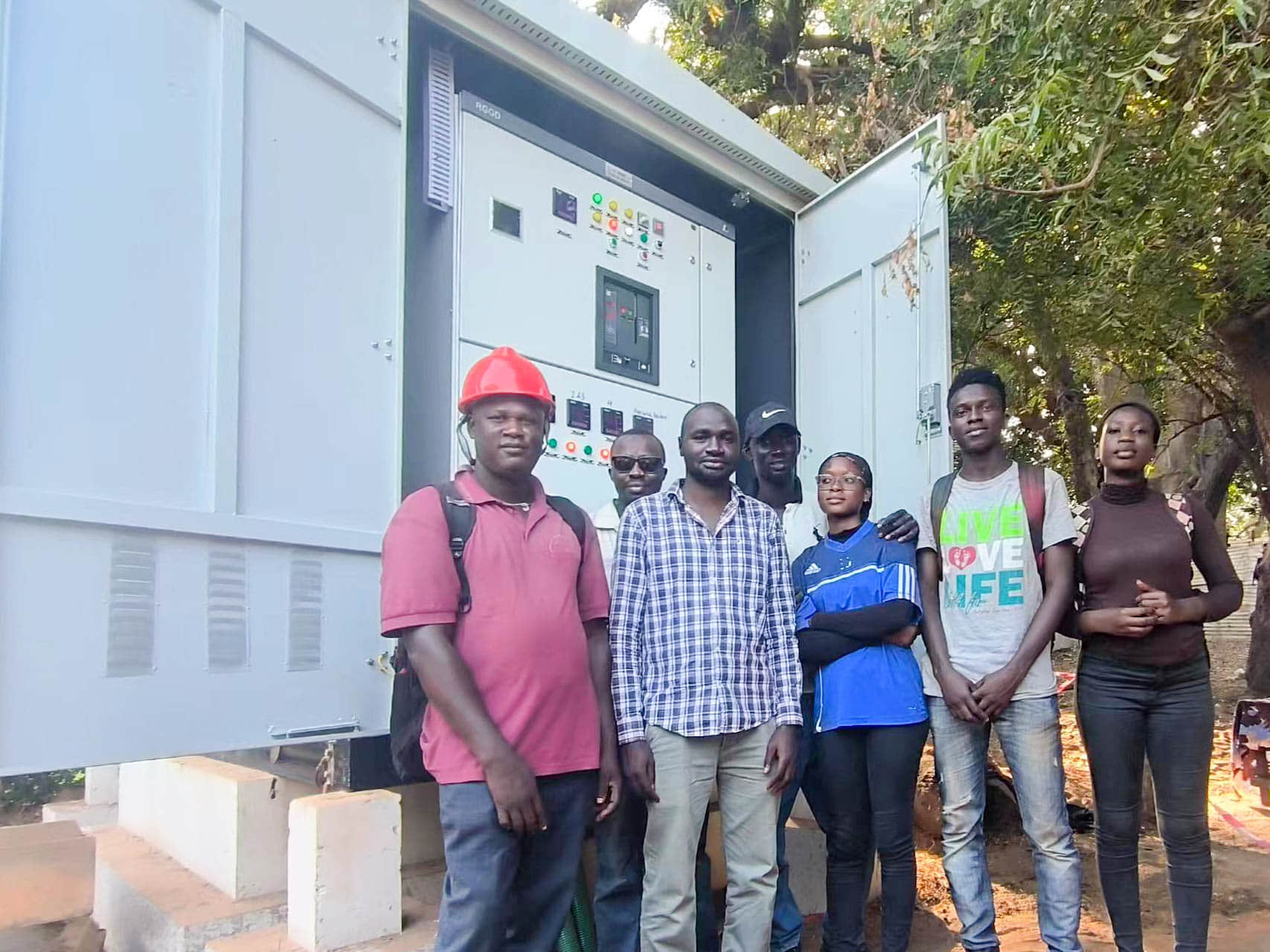 Boost African Grid Performance with Auto Reclosers for MV Networks