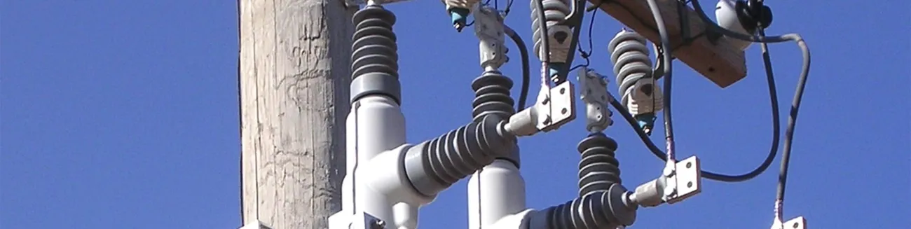 Why Oil Gas and Chemical Sites Need Auto Reclosers