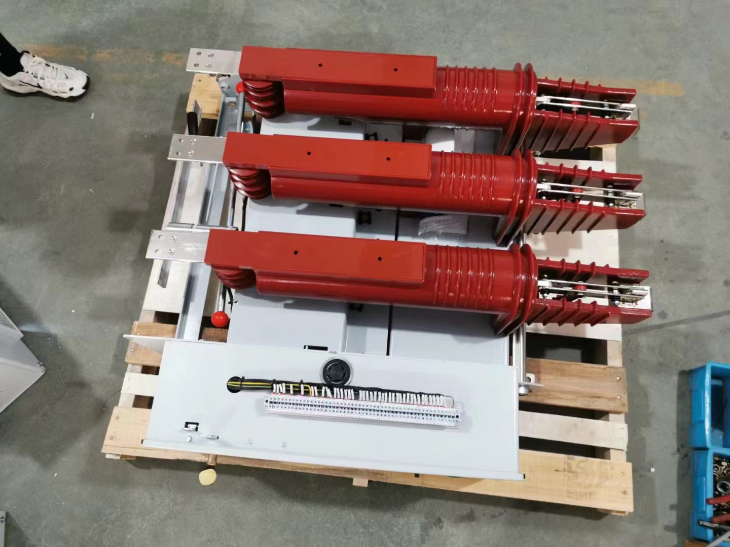 Auto Recloser And Sectionalizer Working Types And Selection