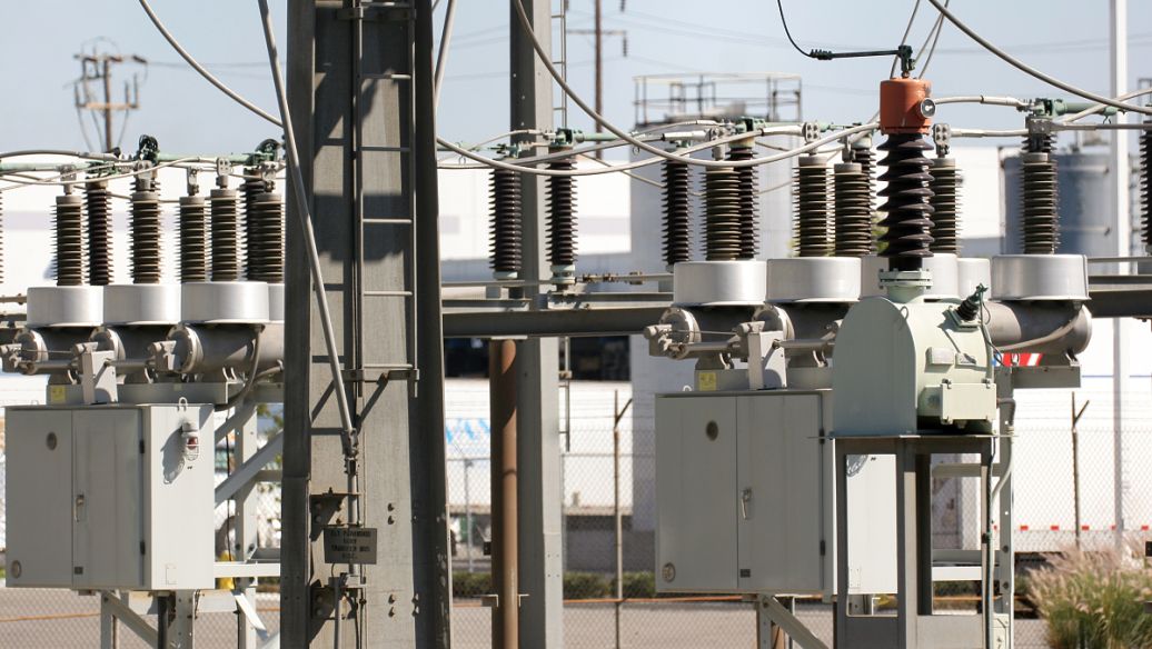 How to Choose the Right Voltage Vacuum Circuit Breaker for Mining Operations How to Choose the Right Voltage Vacuum Circuit Breaker for Mining Operations