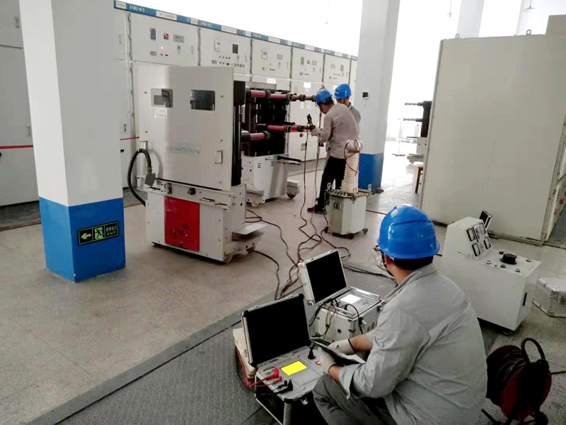 Under What Circumstances Will a Vacuum Circuit Breaker Trip?