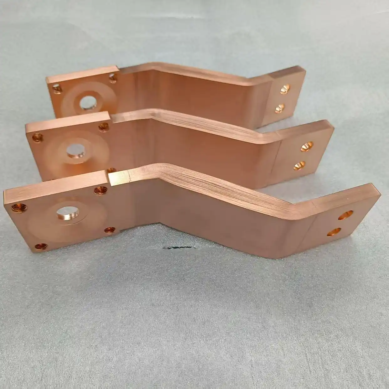Why Copper Bars Are Commonly Used for Busbars in Medium-Voltage Switchgear