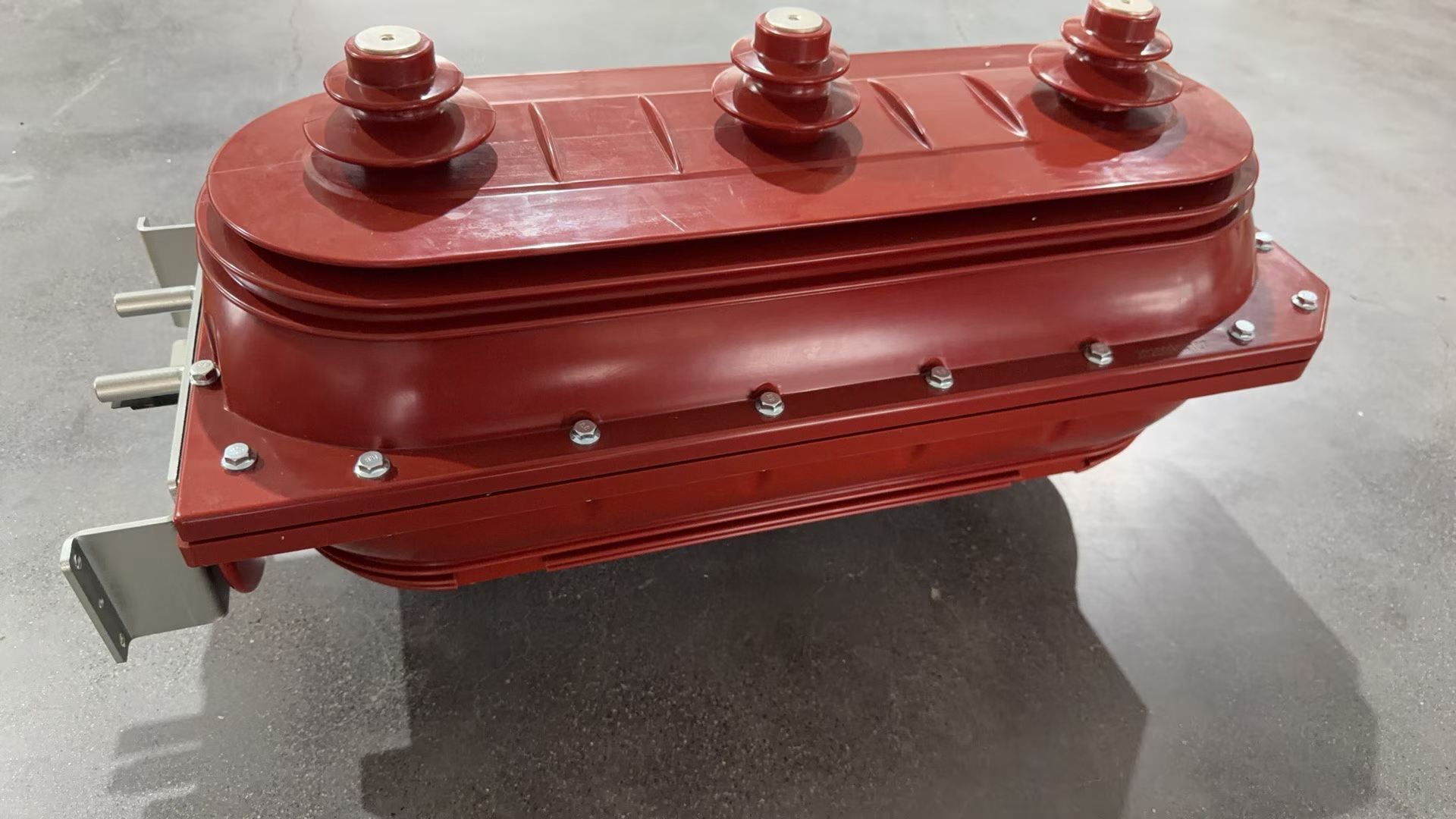 What Is an SF6 Three-Position Load Break Switch? A Practical Guide