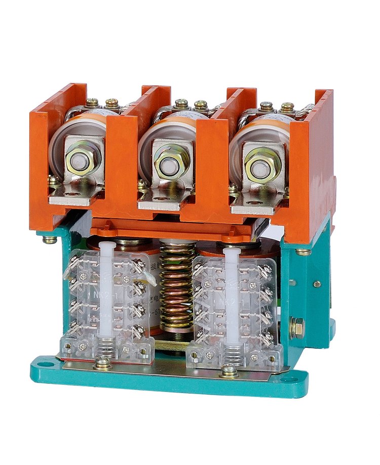 Why Are Vacuum Contactors Used in High and Medium Voltage Switchgears? Selection Guide