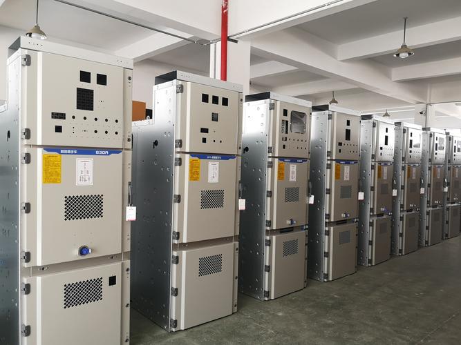 Metal Clad vs Metal Enclosed Switchgear: Which to Choose?