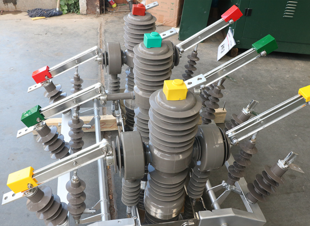 ZW32-12GG 12kV 630A Double-Power Double-Isolation Outdoor Vacuum Circuit Breaker