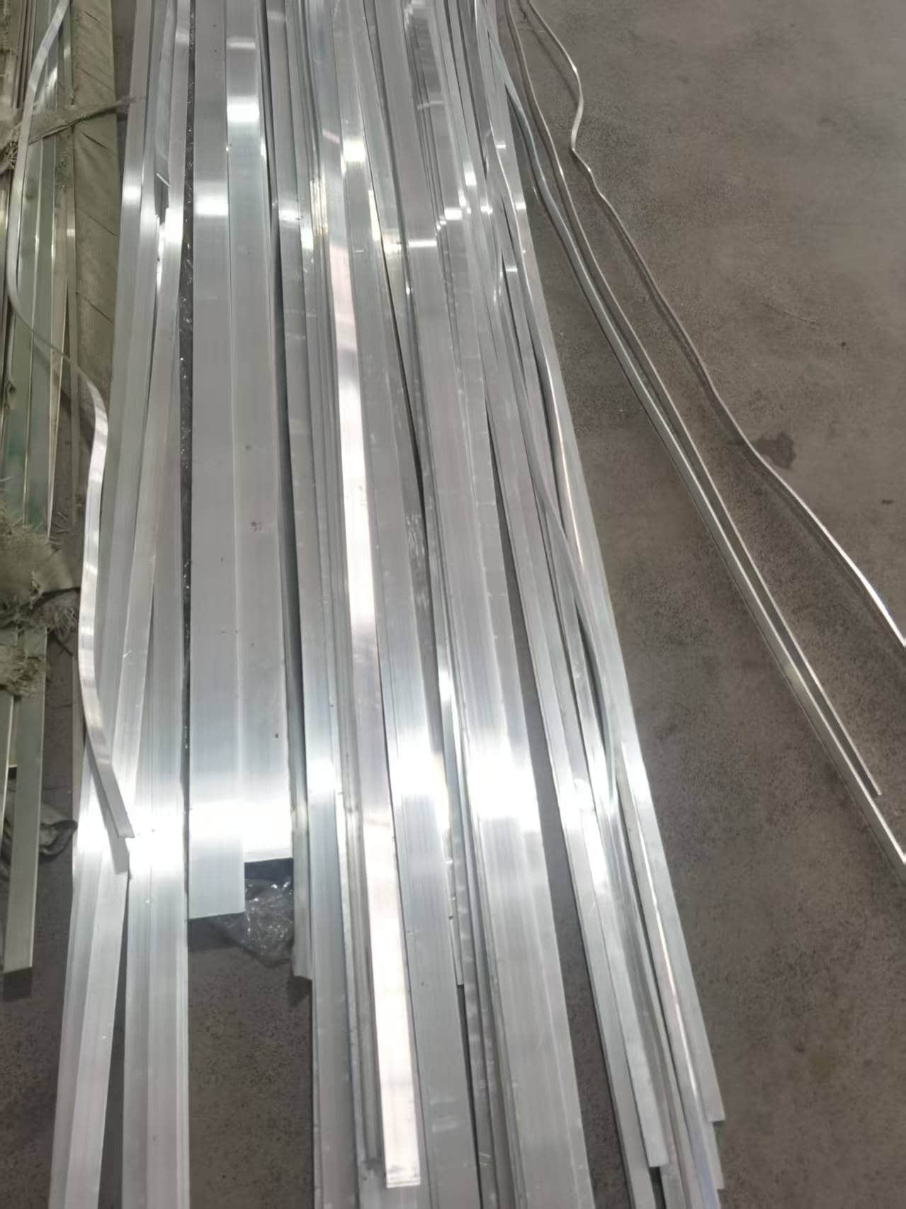Why Are Copper Busbars Tinned and Knurled? Why Are Copper Busbars Tinned and Knurled?