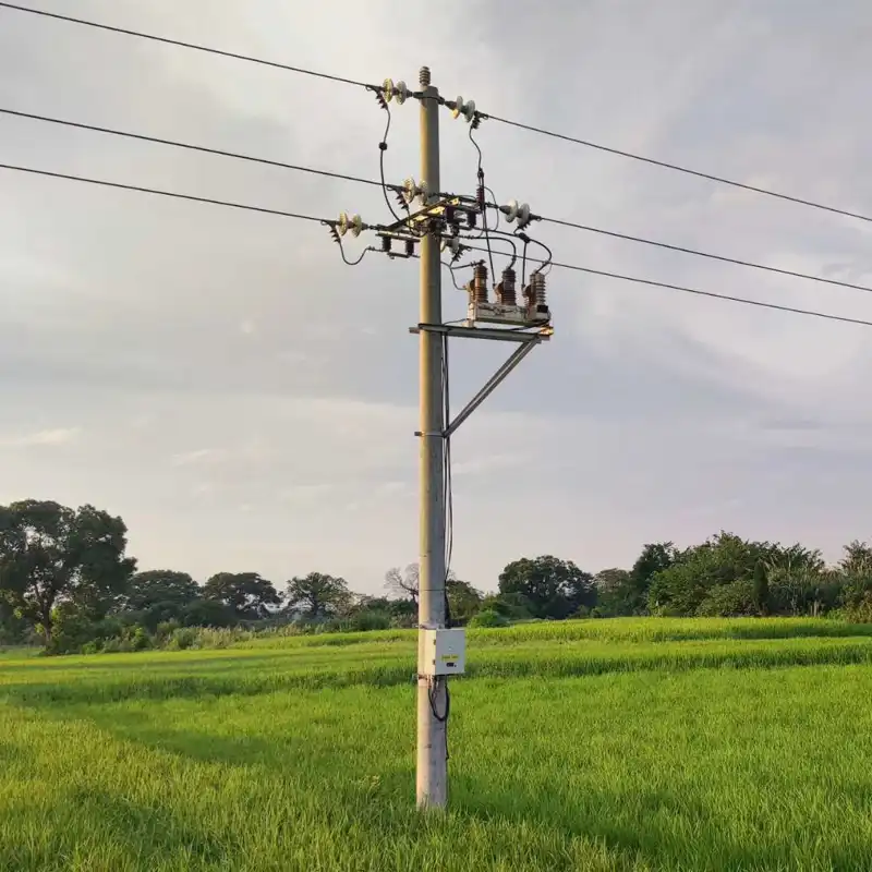 How Do You Choose the Right Pole-Mounted Auto Recloser for African Projects?