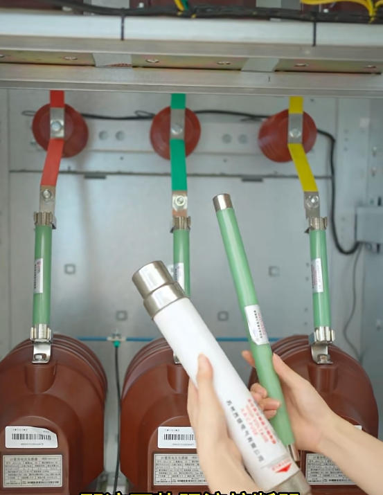 XRNP vs XRNT: Differences of High-Voltage Current-Limiting Fuses for PT and Transformer Protection
